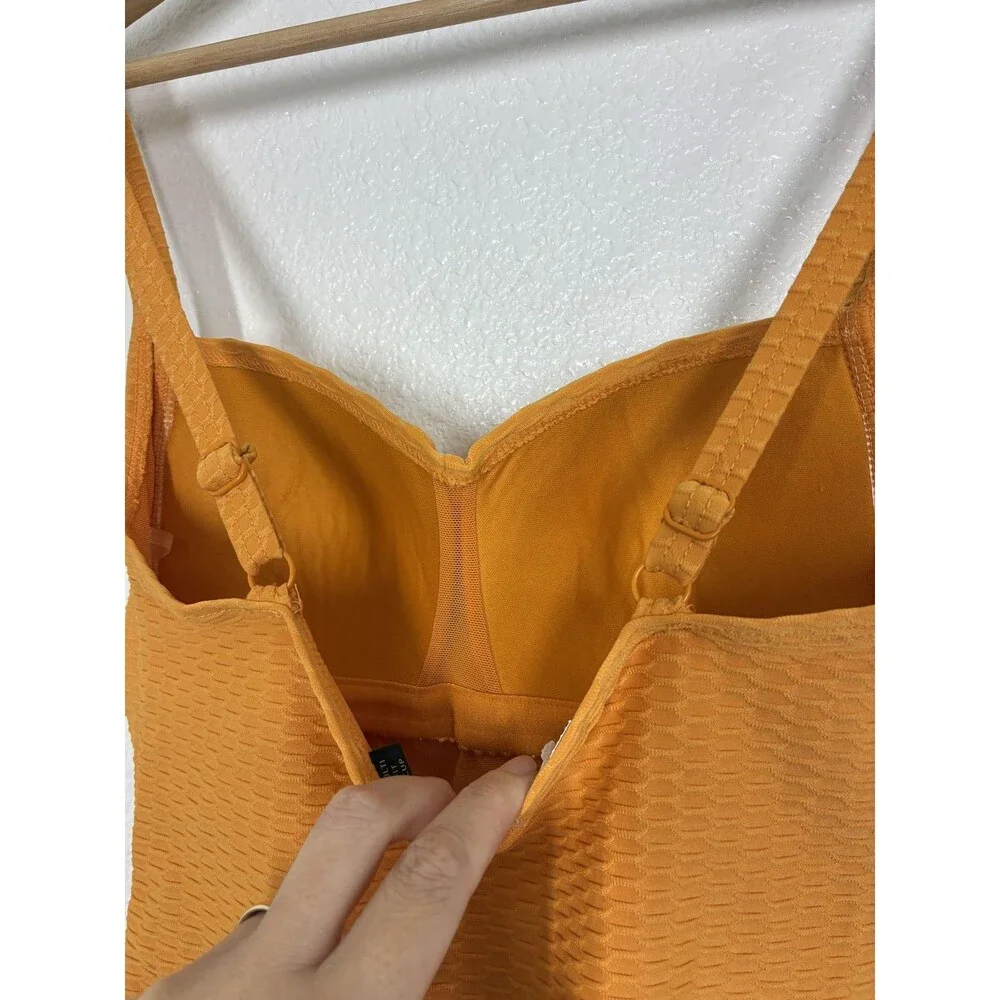 Nip Tuck Swim One Piece Swimsuit Womens 4 Orange Textured Ruched Tank Padded